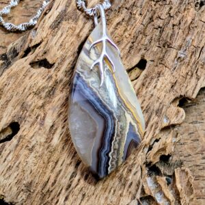 Banded Agate pendant from Sumatra with sterling silver dendrite bail
